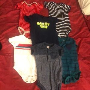 Short sleeved one piece 6-12 months